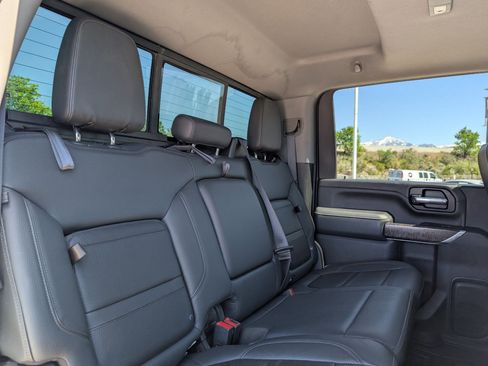 Used 2020 GMC Sierra 3500 Denali w/ Denali Ultimate Package AWD/4WD image 27