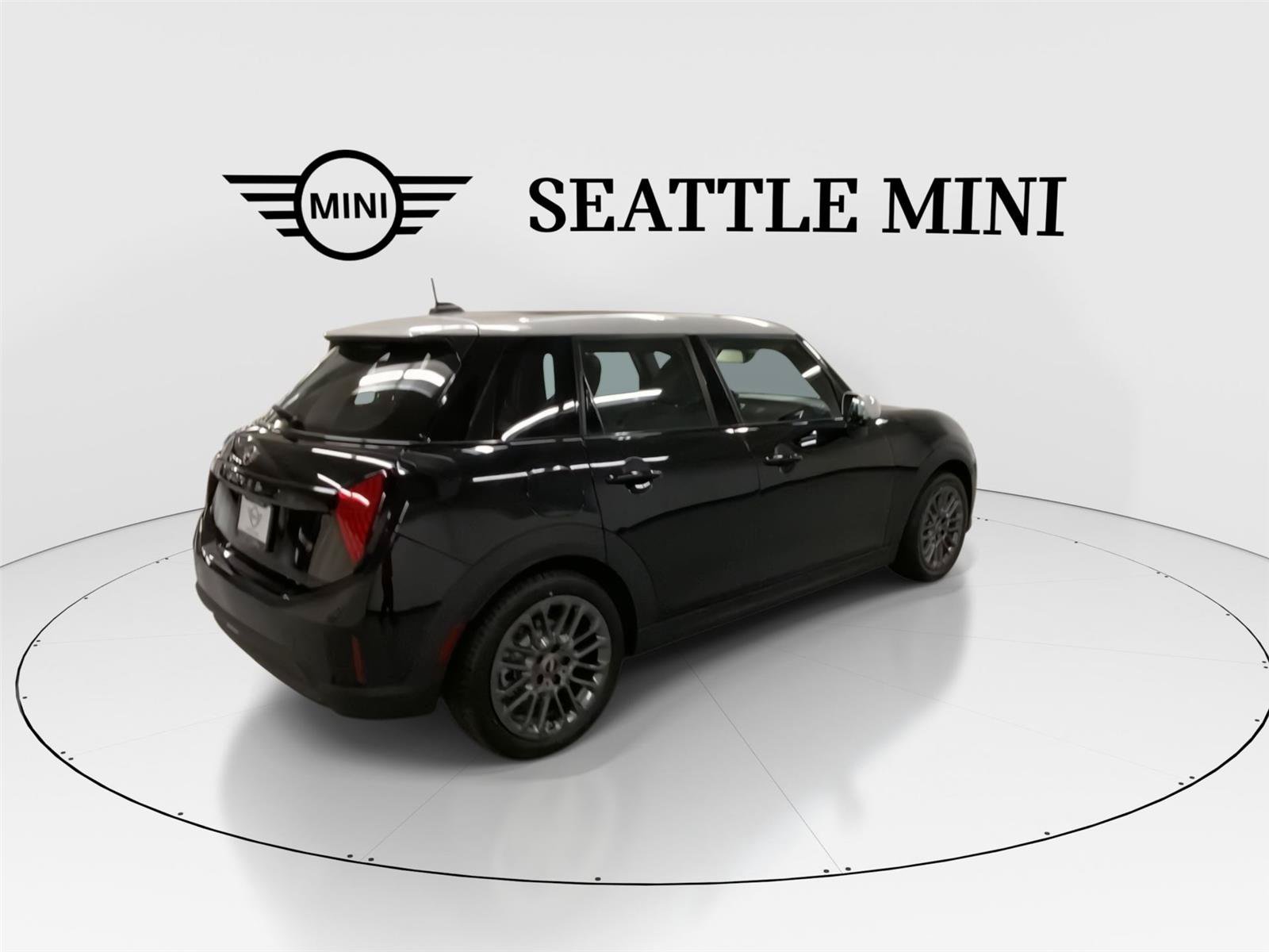 New 2026 MINI Cooper 4-Door Hardtop FWD image 11