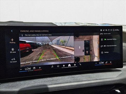 Used 2025 BMW 330i Sedan w/ Convenience Package image 12