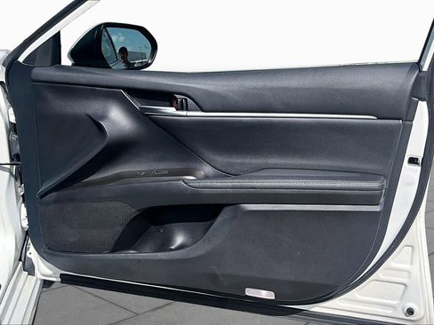 Used 2023 Toyota Camry XSE FWD image 22