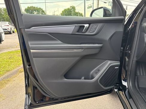 New 2027 Buick Enclave Sport Touring w/ Power Package FWD image 12