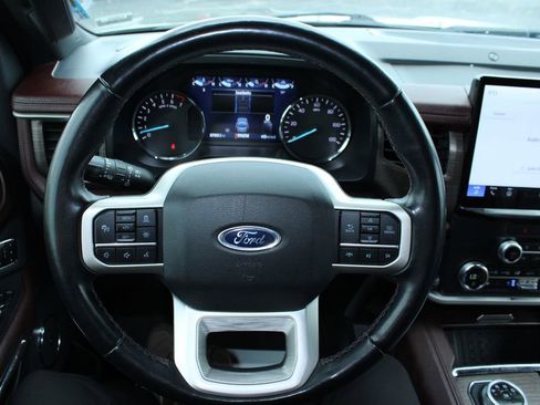 Used 2022 Ford Expedition Max Limited AWD/4WD image 39