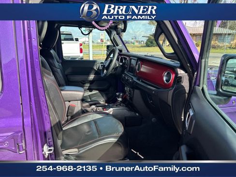 Used 2023 Jeep Wrangler Unlimited Rubicon w/ Xtreme 35 Tire Package image 15