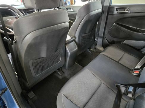Used 2018 Hyundai Tucson SE AWD/4WD image 25