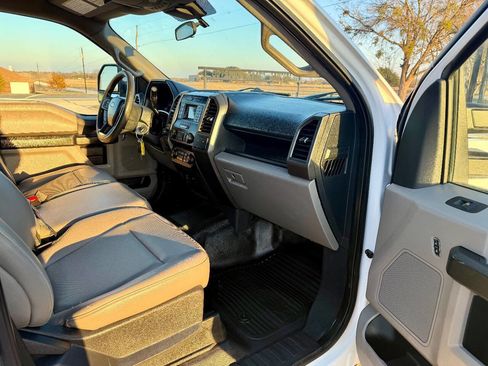 Used 2022 Ford F350 XL w/ Power Equipment Group image 15