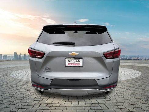 Used 2025 Chevrolet Blazer LT image 6