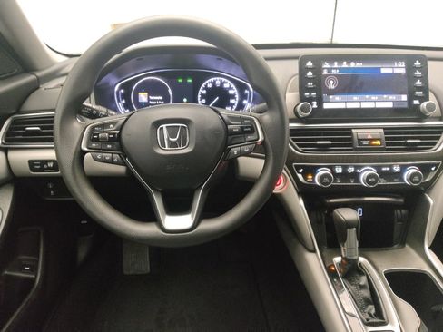 Used 2019 Honda Accord EX image 22
