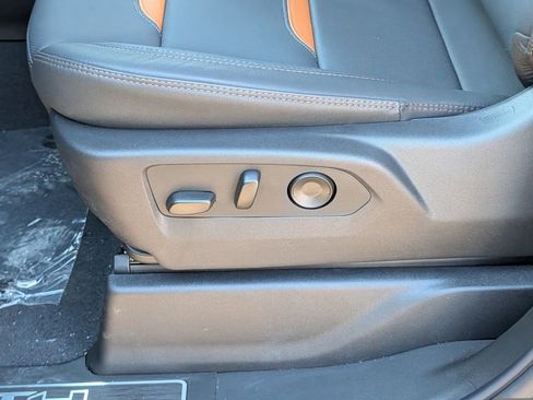 New 2026 GMC Sierra 1500 AT4 w/ AT4 Premium Package image 30