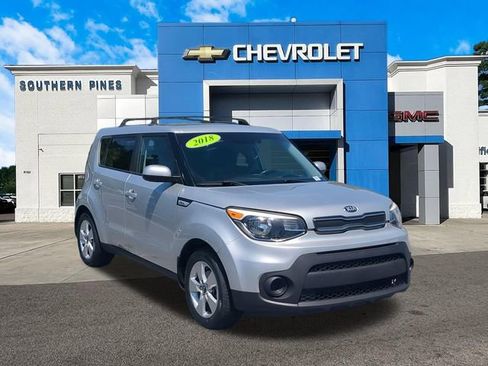 Used 2018 Kia Soul w/ Convenience Package FWD image 1