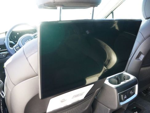 New 2026 Kia Carnival SX Prestige image 12