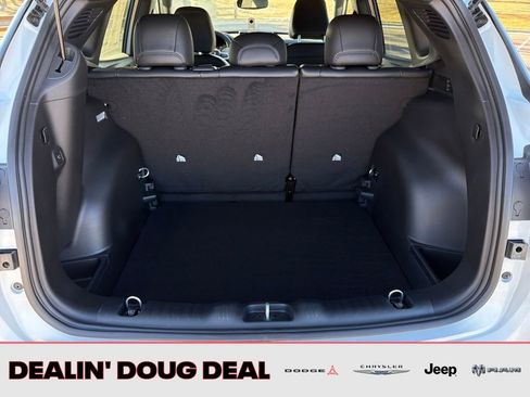 New 2026 Jeep Compass Limited image 14