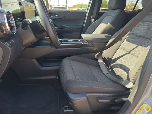 Certified 2025 Chevrolet Equinox LT image 20