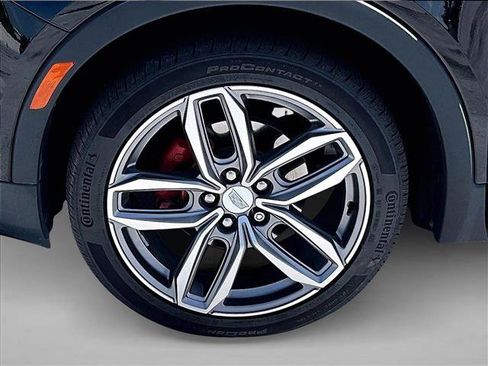 Used 2021 Cadillac XT4 Sport w/ Driver Awareness Package FWD image 10