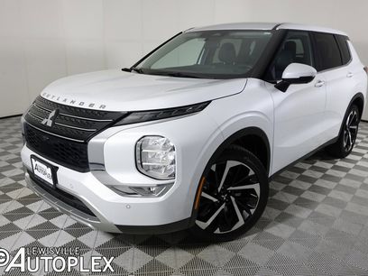 Used 2024 Mitsubishi Outlander SE