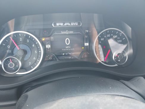 New 2026 RAM 2500 Big Horn AWD/4WD image 21