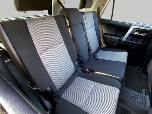 Used 2023 Toyota 4Runner SR5 AWD/4WD image 18