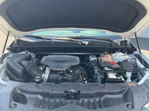Used 2019 Chevrolet Blazer RS AWD/4WD image 19