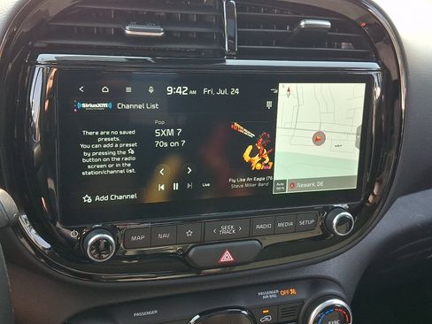 Certified 2025 Kia Soul GT-Line FWD image 17