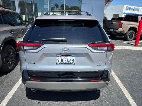 Used 2025 Toyota RAV4 SE w/ Convenience Package AWD/4WD image 9