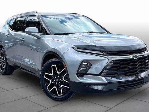 Used 2023 Chevrolet Blazer RS w/ Enhanced Convenience Package FWD image 4