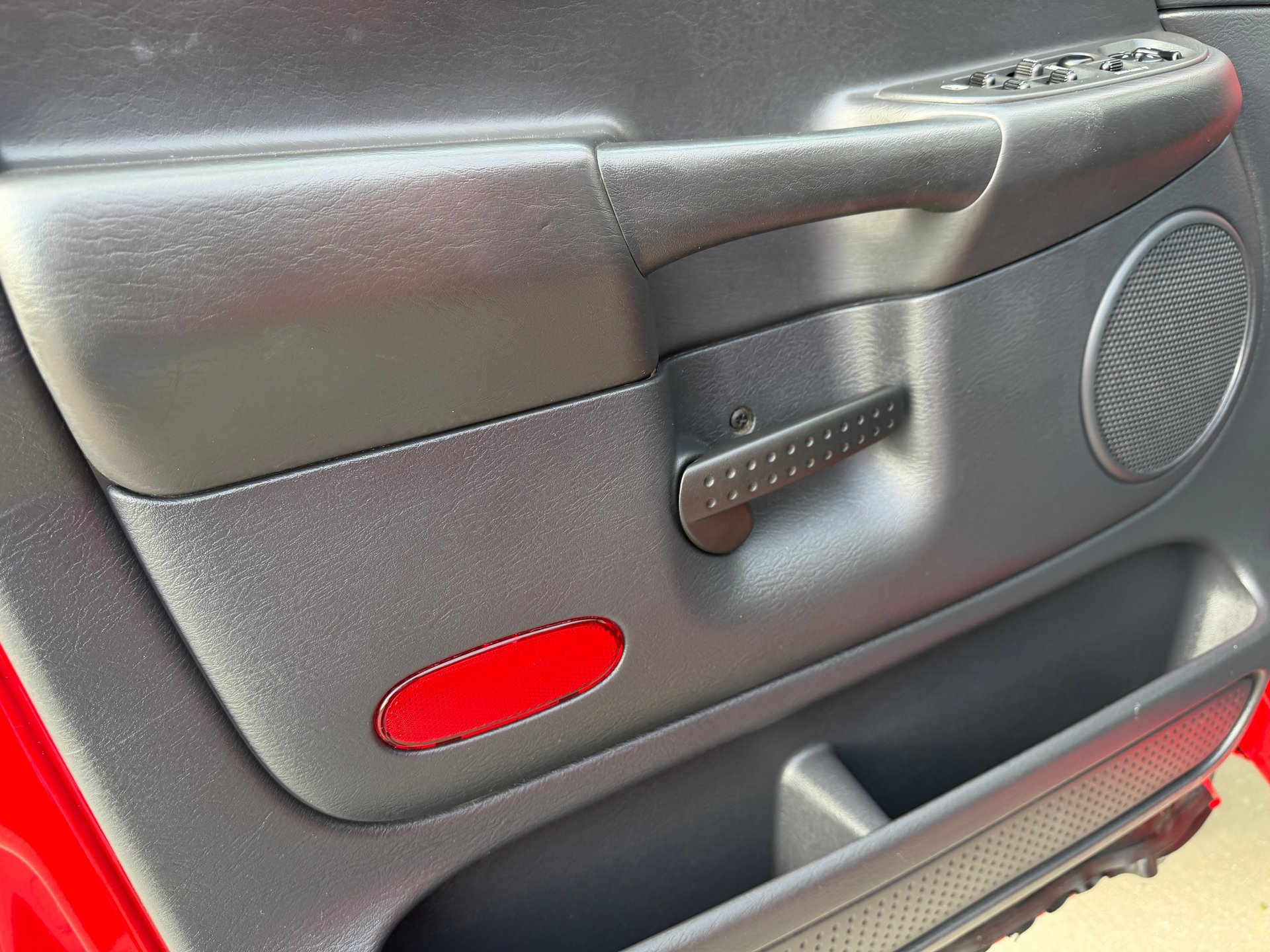 Used 2003 Dodge Ram 2500 Truck ST AWD/4WD image 28