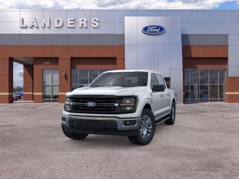 New 2026 Ford F150 XLT w/ XLT Chrome Appearance Package AWD/4WD image 2