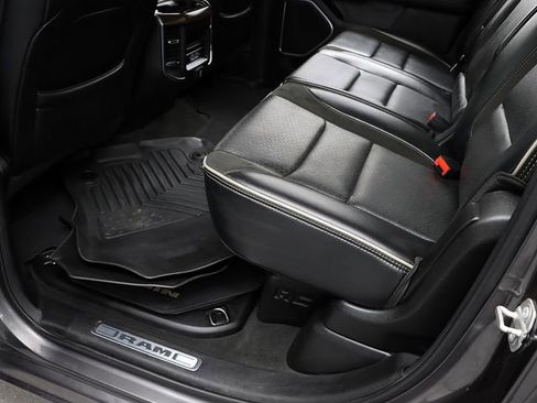 Used 2021 RAM 1500 Laramie AWD/4WD image 30