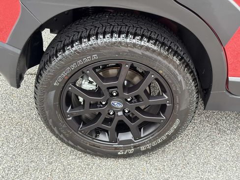 Certified 2024 Subaru Crosstrek 2.5i Wilderness w/ Crosstrek Mirror Package AWD/4WD image 18