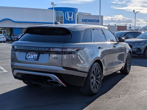 Used 2018 Land Rover Range Rover Velar R-Dynamic SE image 3
