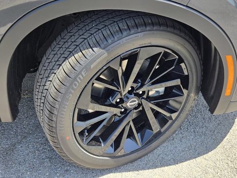 New 2026 Nissan Rogue SL AWD/4WD image 6