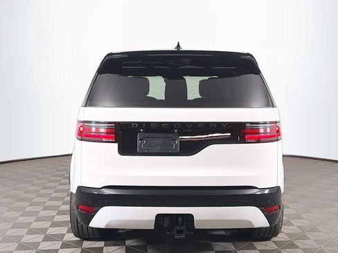 Used 2025 Land Rover Discovery Dynamic SE AWD/4WD image 6
