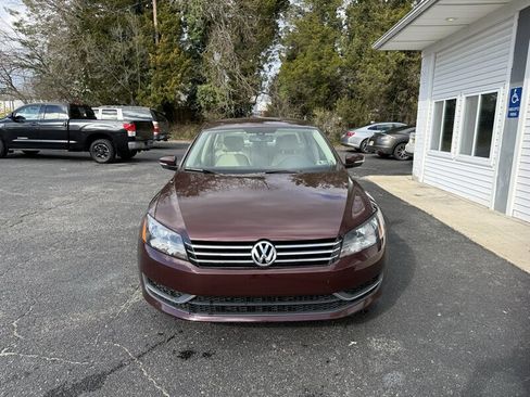 Used 2013 Volkswagen Passat 2.5 SE image 2