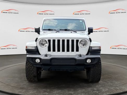 Used 2020 Jeep Wrangler Unlimited Sport AWD/4WD image 3