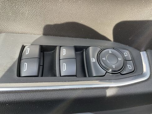 Used 2024 GMC Sierra 1500 Elevation AWD/4WD image 9