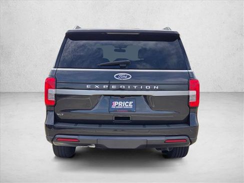 Used 2024 Ford Expedition XLT RWD image 7