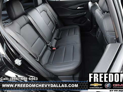 Used 2026 Buick Envista Sport Touring w/ Convenience I Package FWD image 11