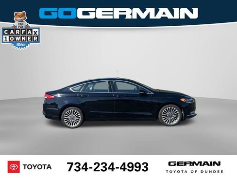 Used 2017 Ford Fusion SE w/ Fusion SE Technology Package AWD/4WD image 6