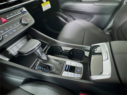 New 2026 Hyundai Tucson SE image 21