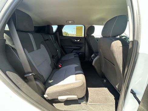 Used 2025 Chevrolet Blazer LT AWD/4WD image 29