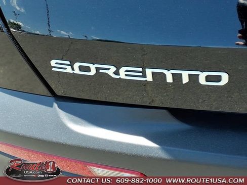 Used 2023 Kia Sorento S AWD/4WD image 18