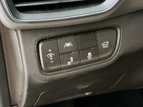 Used 2020 Hyundai Santa Fe SEL w/ Convenience Package FWD image 16