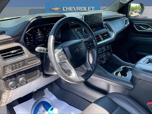 Used 2024 Chevrolet Tahoe Z71 w/ Luxury Package image 17