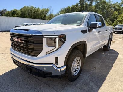 New 2026 GMC Sierra 1500 Pro w/ Pro Value Package