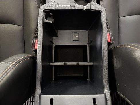 Certified 2023 Toyota 4Runner 40th Anniversary SE image 37