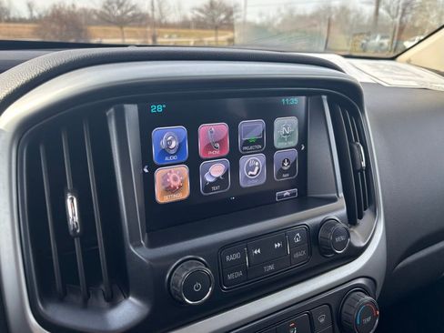 Used 2017 Chevrolet Colorado LT w/ LT Convenience Package image 24