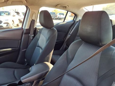 Used 2015 MAZDA MAZDA3 i SV image 24