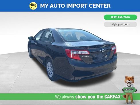 Used 2013 Toyota Camry LE image 4
