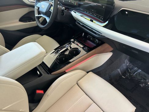 Certified 2025 Audi A5 2.0T Premium Plus w/ Premium Plus AWD/4WD image 15