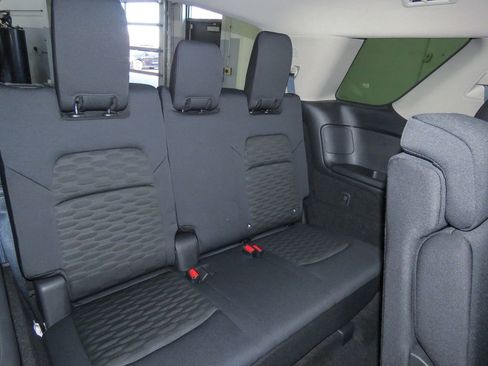 New 2025 Nissan Pathfinder SV w/ Cargo Package image 27