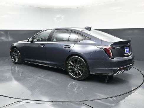Used 2025 Cadillac CT5 V RWD image 3